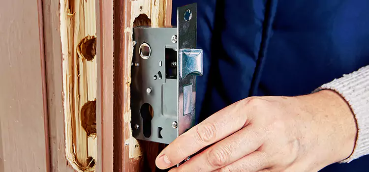 Garage Door Lock Replacement South Laurel
